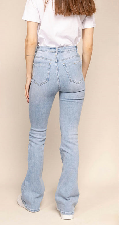 LAVK Flair Jeans – Light Blue Wash