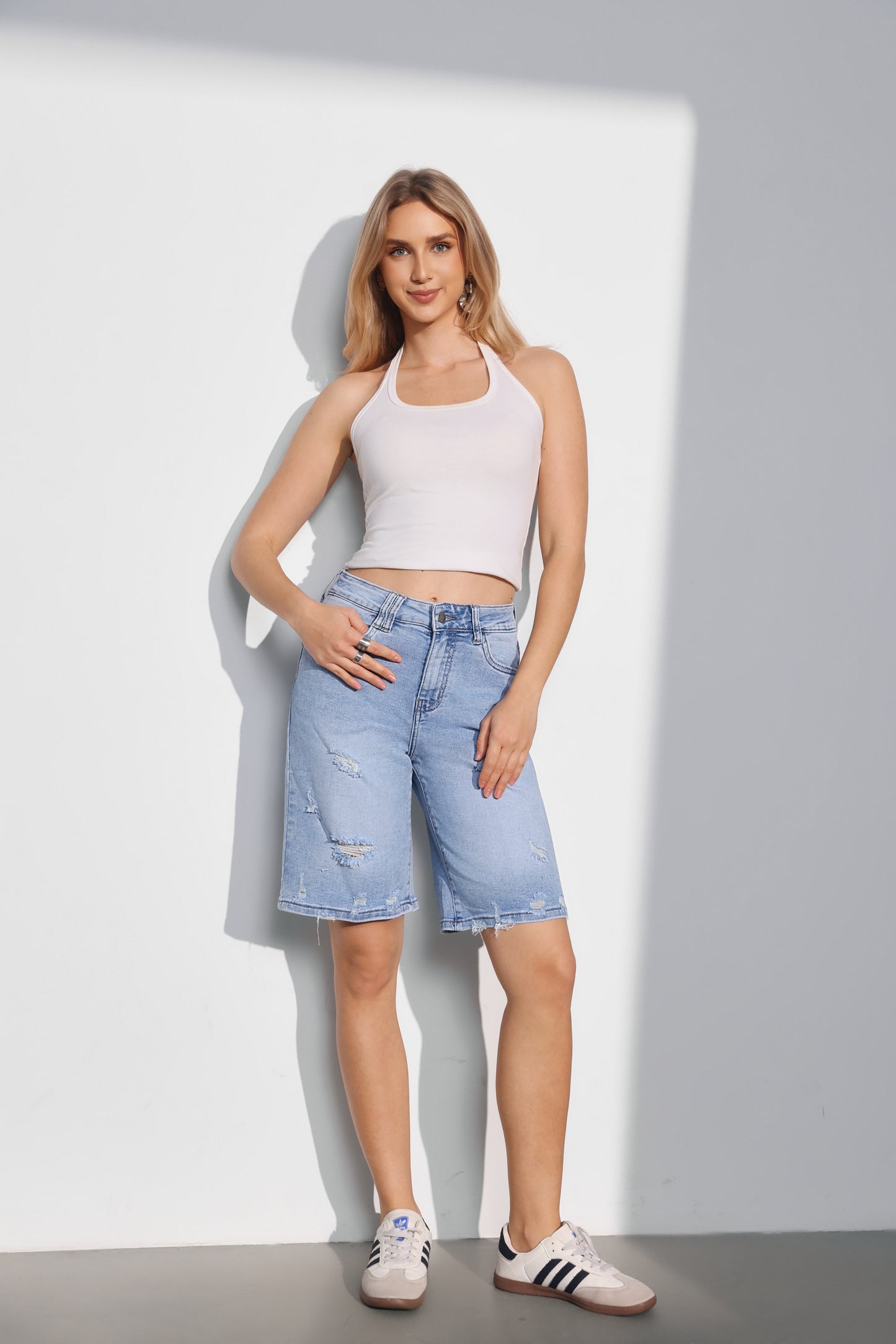 LAVK Super Stretch Denim Bermuda Short Lichtblauw