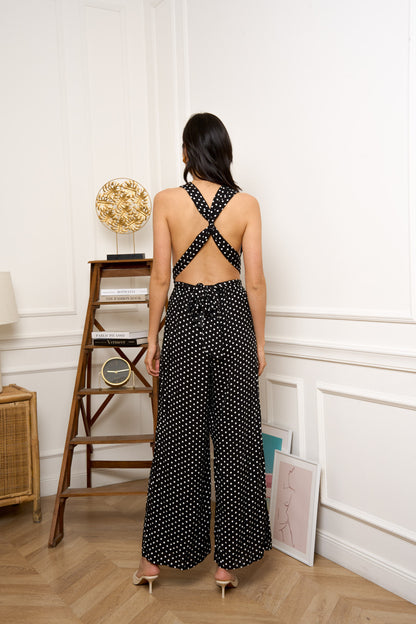 Polkadot Halter Jumpsuit met Open Rug