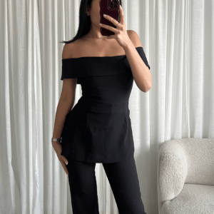 Elegante Off-Shoulder Split Top