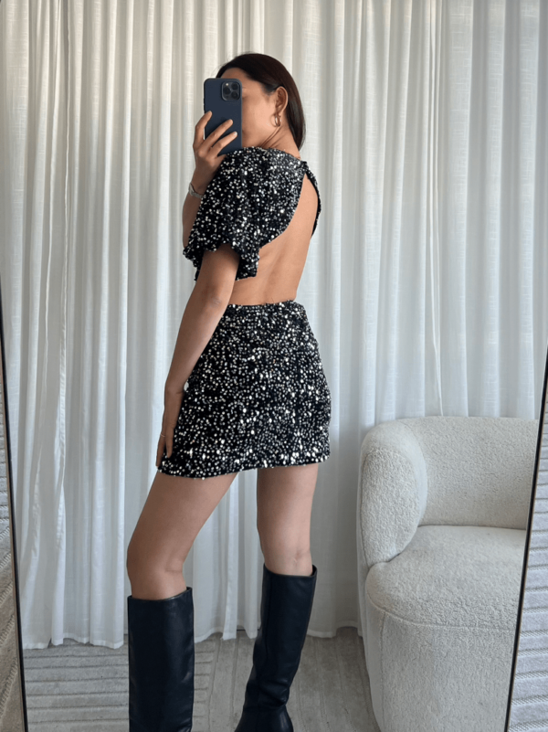 Glitter Party Jurk met Open Rug - Afbeelding 3